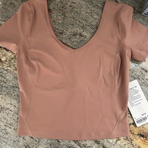 Lululemon top